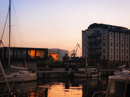 Wismar Werft vom Hafen (2013).jpg