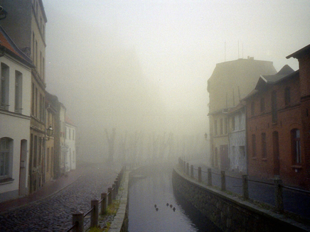 Wismar Frische Grube 01 (2004).jpg