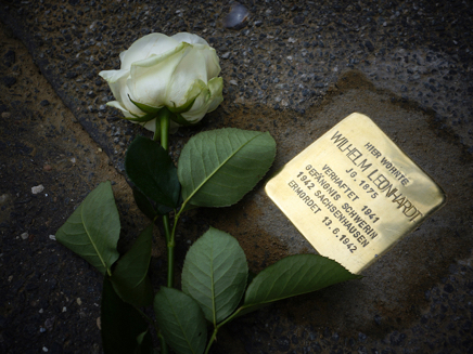 Wismar Stolperstein.jpg