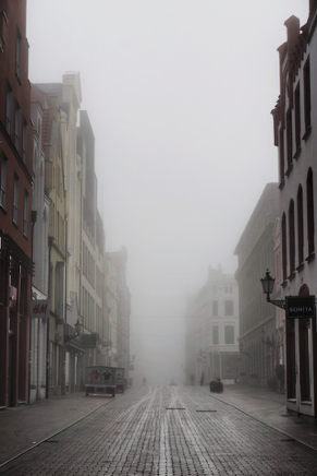 Wismar Hinter dem Rathaus (2016).jpg